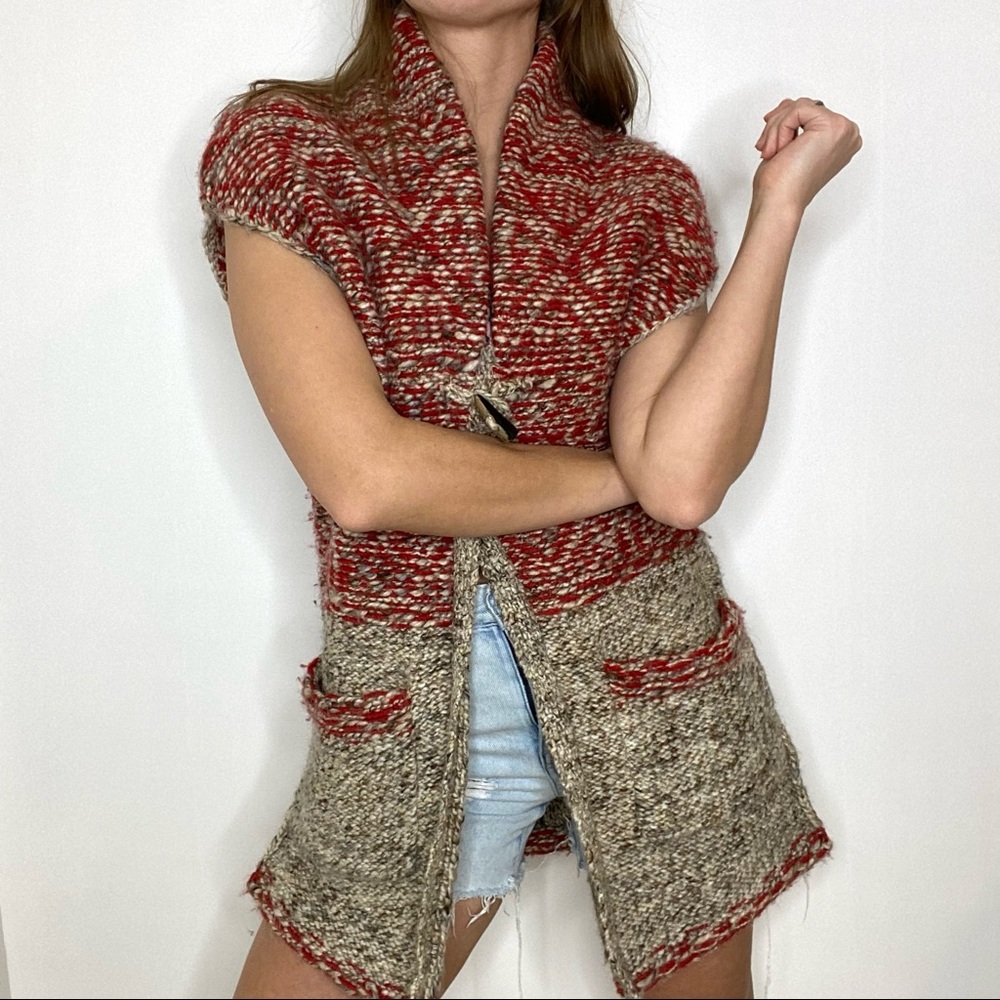 Wilfred Free One Button Tan Red Long Open Sleevel… - image 1